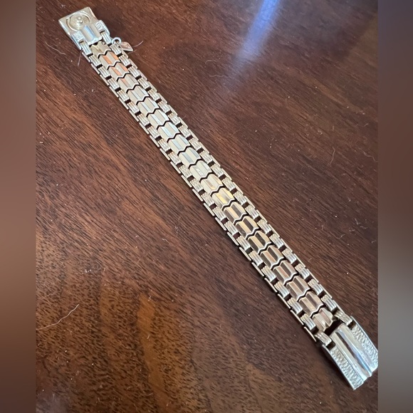 Vintage signed Sarah Cov gold links bracelet 7” - Picture 1 of 5